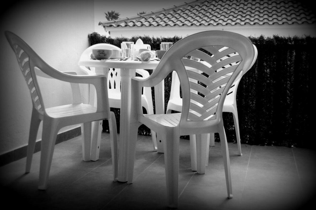 Casa Anna Aparthotel กาเลตาเดฟุสเต ภายนอก รูปภาพ